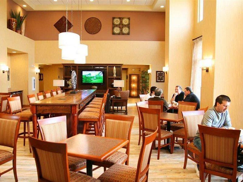 Hampton Inn & Suites By Hilton Moncton Luaran gambar
